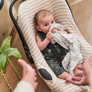 Elasticated Cover for Group 0+ Car Seat beige light striped