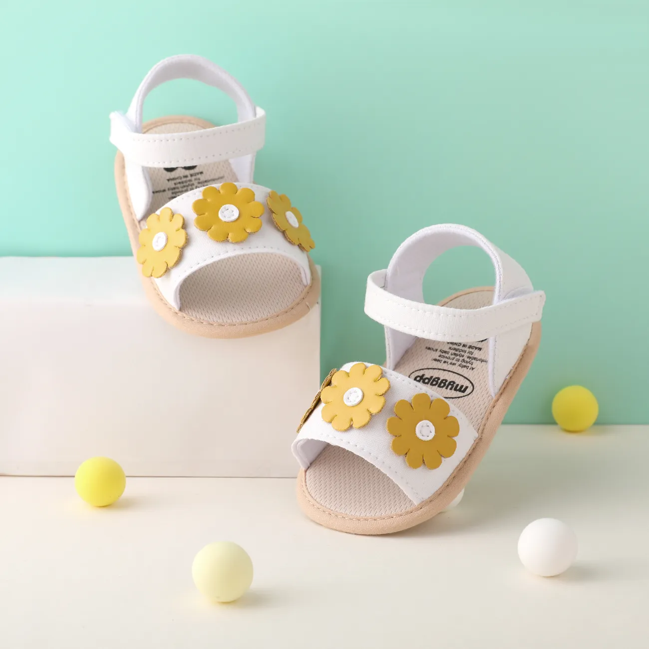 Baby/Toddler Girl Sweet Style Velcor 3D flower Decor Cloth Prewalker Shoes
