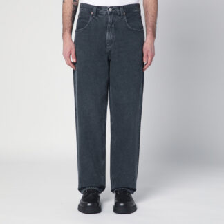 Gray jeans in regenerated denim