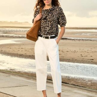 BAUKJEN Boyfriend High Waisted Barrel Cropped Jeans Soft White